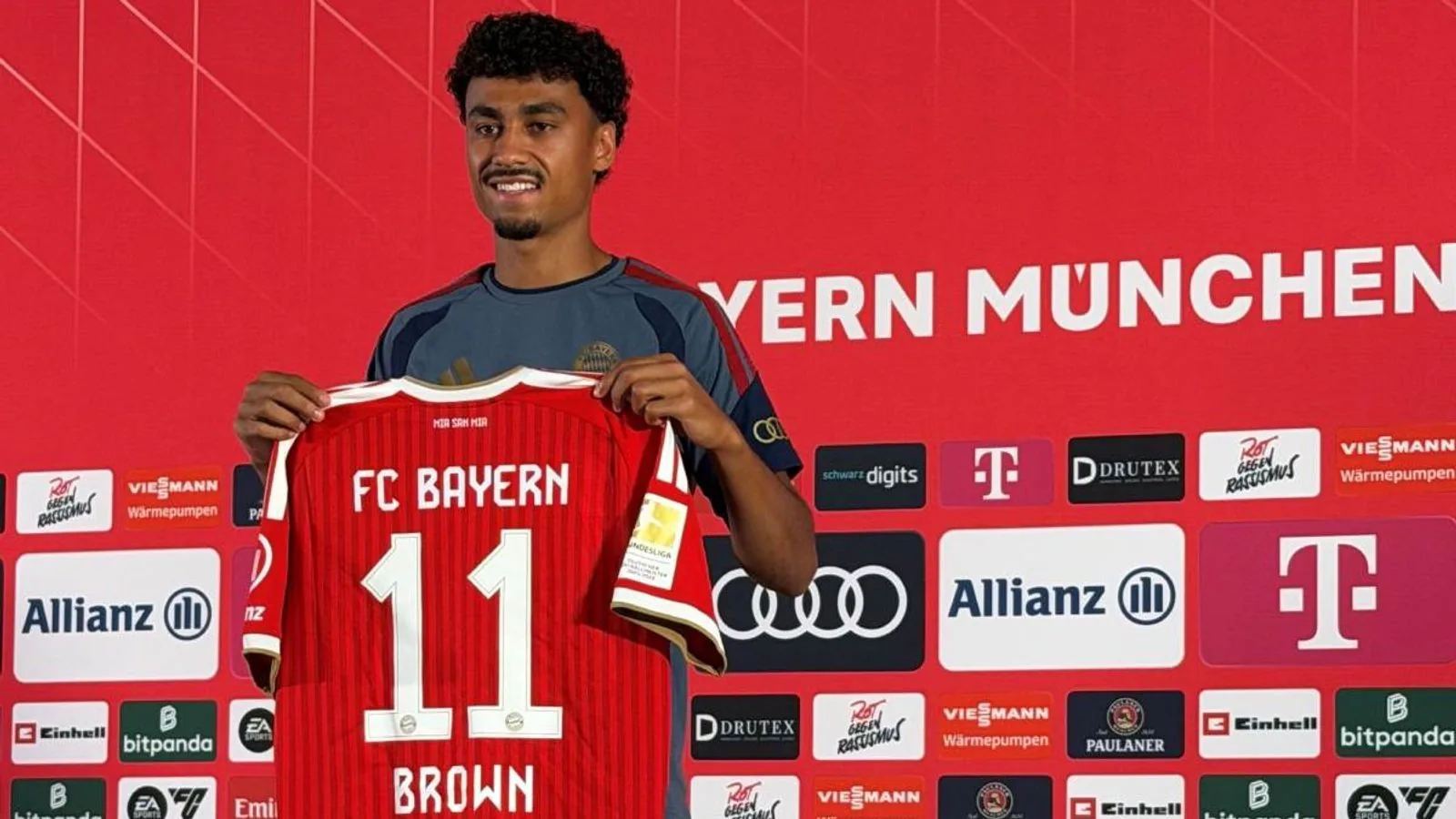 FC Bayern: Eberl: Dieser Bayern-Star kann gehen - Sport Bild